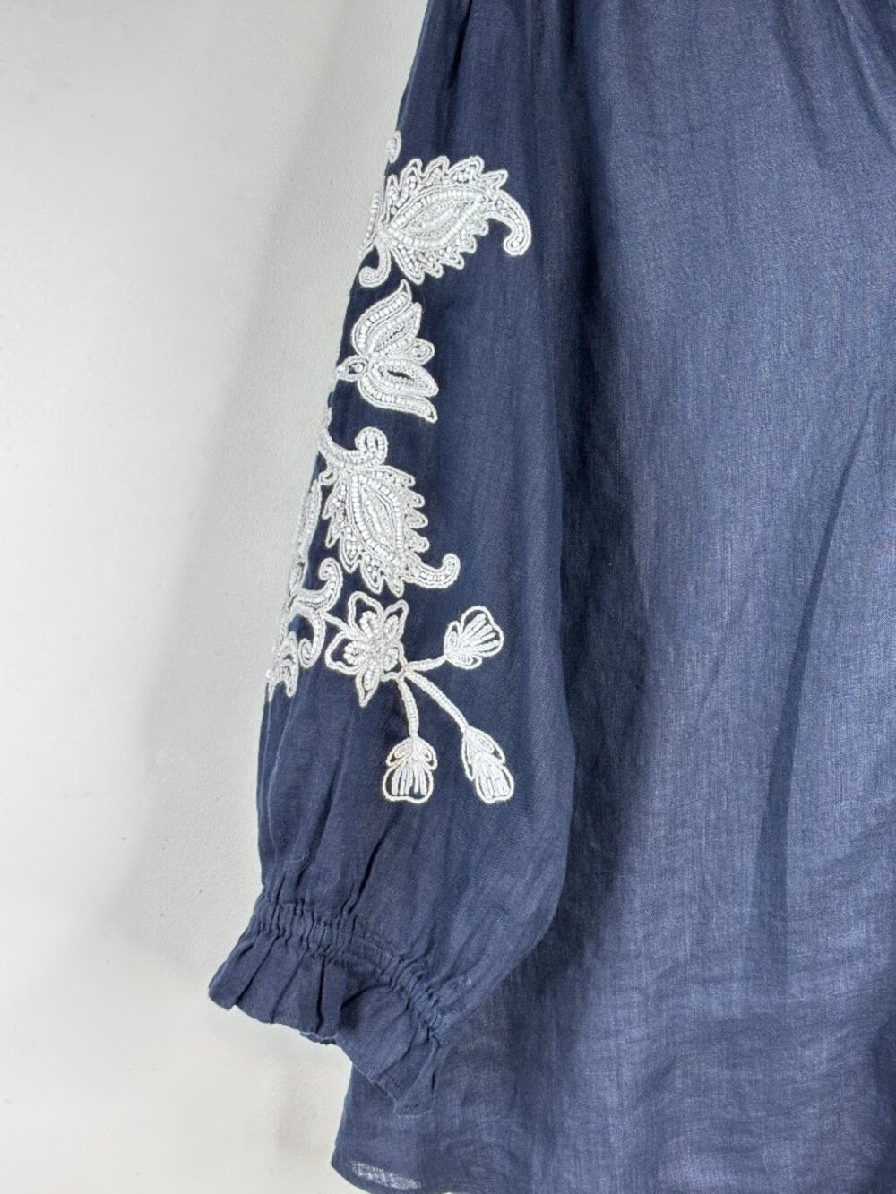 Chico's Linen Embroidered Blouse 3 XL Button Down Collared Beaded Balloon Sleeve - Picture 4 of 12